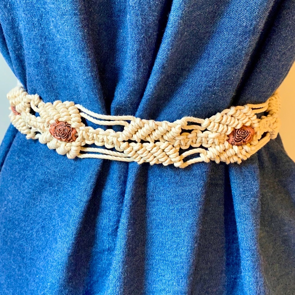 Vintage macrame cream rope tie belt